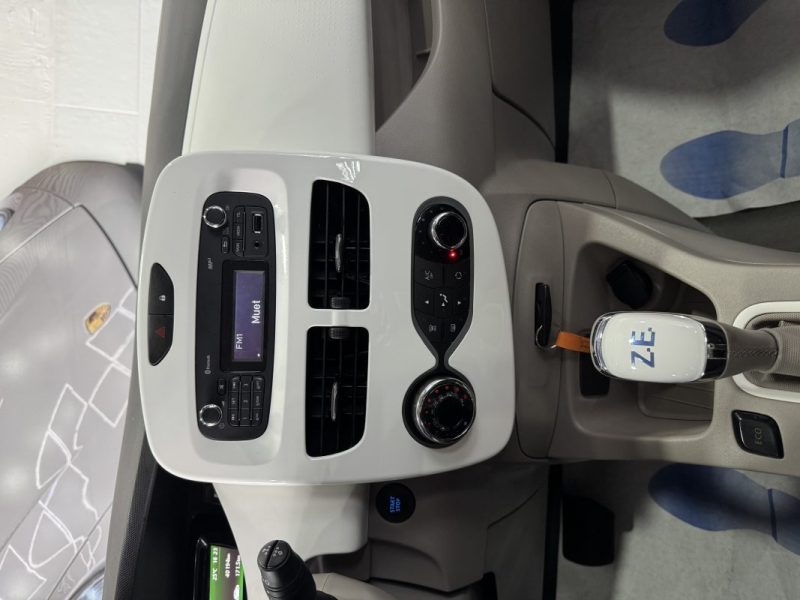 RENAULT ZOE 2018 City charge