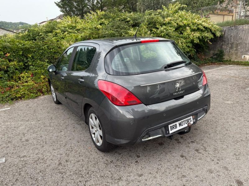 PEUGEOT 308 1.6 HDi PREMIUM 7 PLACES