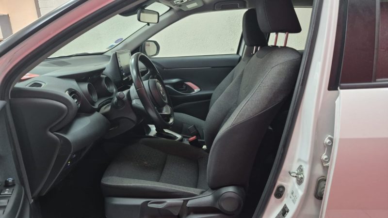 TOYOTA YARIS CROSS 2023