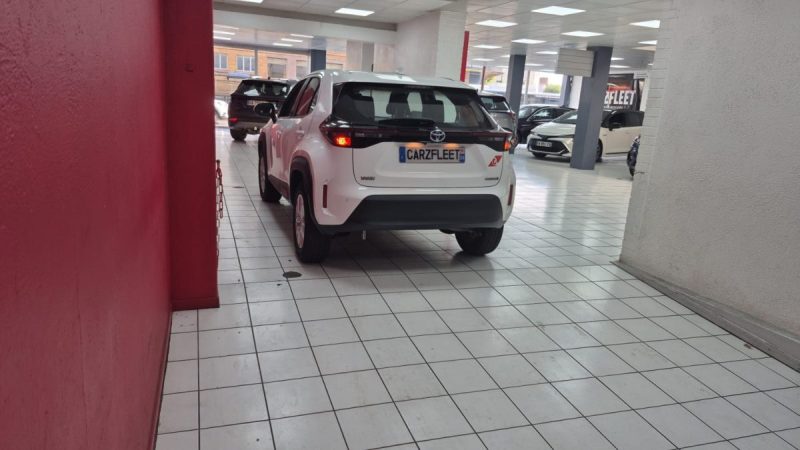 TOYOTA YARIS CROSS 2023