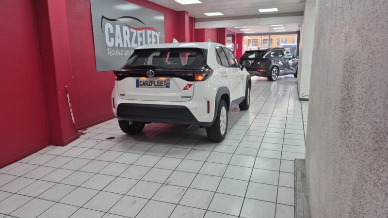 TOYOTA YARIS CROSS 2023