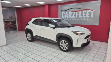 TOYOTA YARIS CROSS 2023