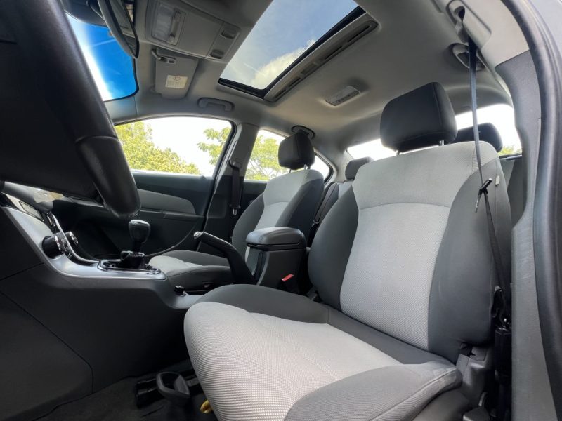 CHEVROLET CRUZE 2.0 VCDI 150 Cv PREMIERE MAIN / TOIT OUVRANT CRIT AIR 2 - GARANTIE 1 AN