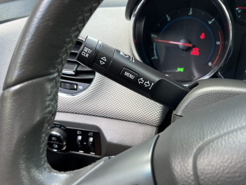 CHEVROLET CRUZE 2.0 VCDI 150 Cv PREMIERE MAIN / TOIT OUVRANT CRIT AIR 2 - GARANTIE 1 AN