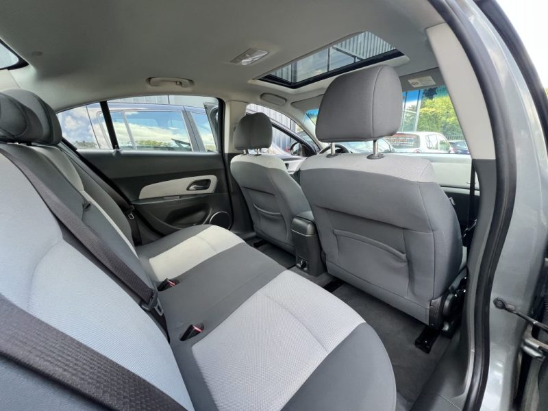 CHEVROLET CRUZE 2.0 VCDI 150 Cv PREMIERE MAIN / TOIT OUVRANT CRIT AIR 2 - GARANTIE 1 AN