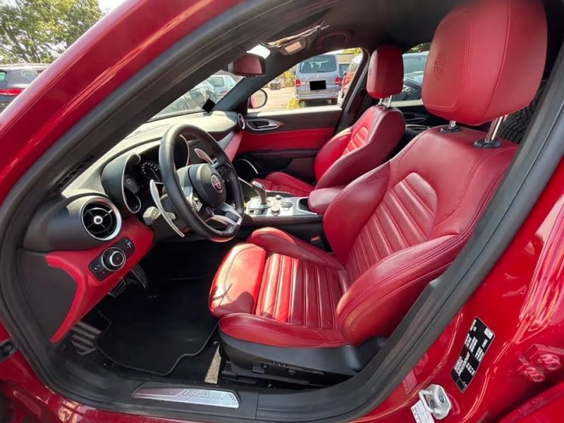 ALFA ROMEO Giulia 2021 II 2.0 Turbo 280 VELOCE AT8*1°Main*CAMERA*