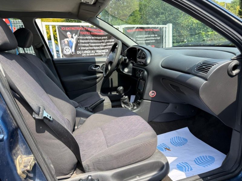 FORD MONDEO / DIESEL / BOITE MANUELLE / 5 PORTES 