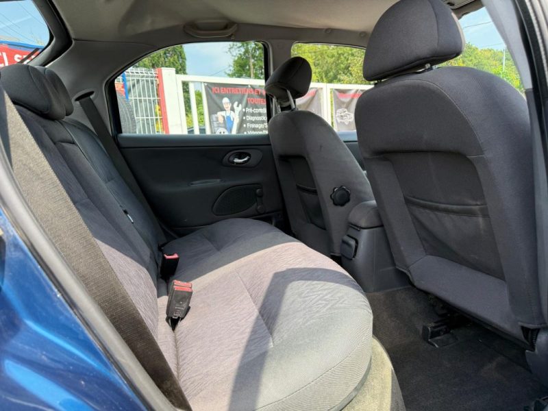 FORD MONDEO / DIESEL / BOITE MANUELLE / 5 PORTES 