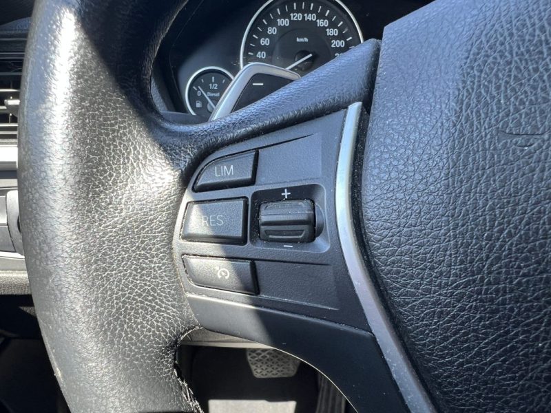 BMW. SERIE 4 420D / SUIVI BMW / INTÉRIEUR CUIR / SIÈGES ÉLECTRIQUES /  TOIT OUVRANT / GRAND ÉCRAN
