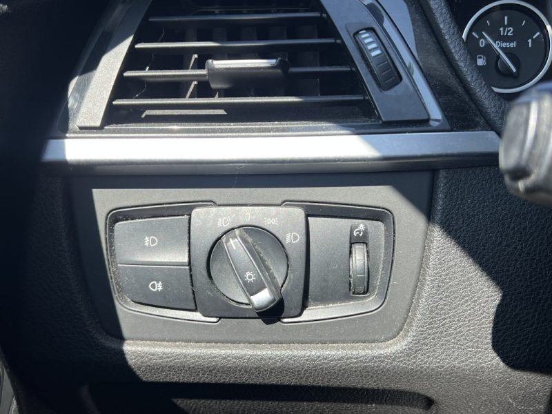 BMW. SERIE 4 420D / SUIVI BMW / INTÉRIEUR CUIR / SIÈGES ÉLECTRIQUES /  TOIT OUVRANT / GRAND ÉCRAN