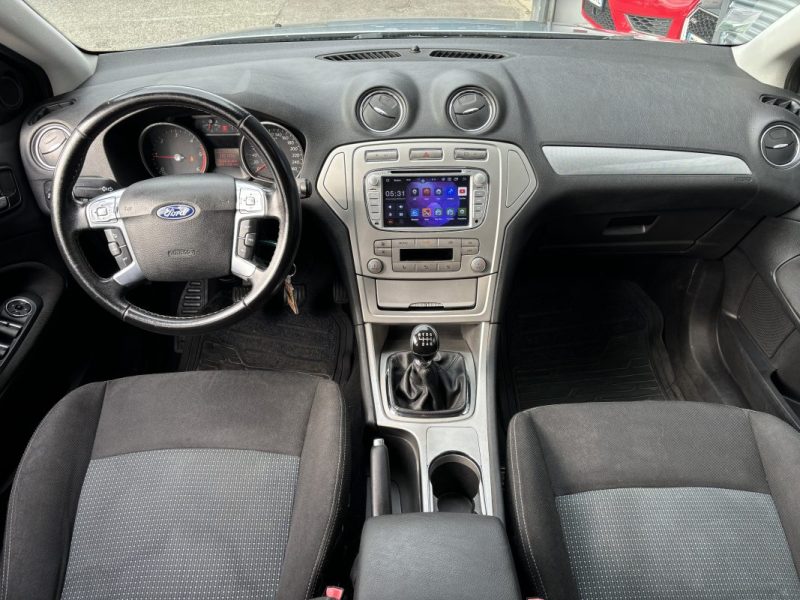 FORD MONDEO Hatchback 1.8 TDCi 125cv - DISTRIBUTION OK 