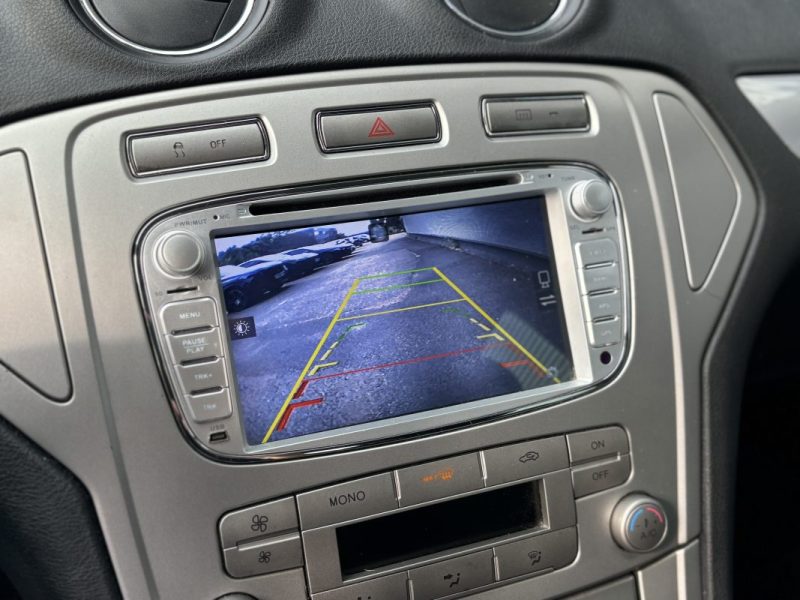 FORD MONDEO Hatchback 1.8 TDCi 125cv - DISTRIBUTION OK 