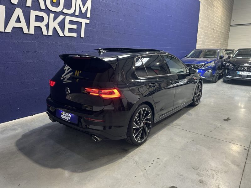 VOLKSWAGEN  GOLF  8 GTI Clubsport 2.0 TSI 300ch - Toit Ouvrant