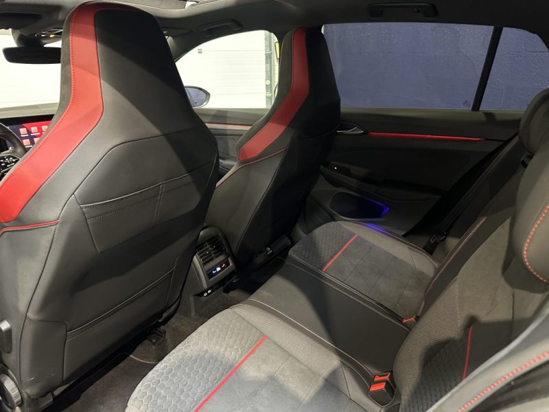 VOLKSWAGEN  GOLF  8 GTI Clubsport 2.0 TSI 300ch - Toit Ouvrant