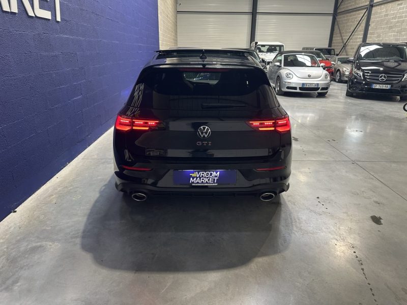 VOLKSWAGEN  GOLF  8 GTI Clubsport 2.0 TSI 300ch - Toit Ouvrant