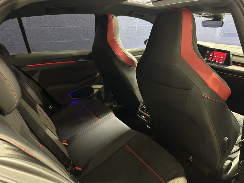 VOLKSWAGEN  GOLF  8 GTI Clubsport 2.0 TSI 300ch - Toit Ouvrant