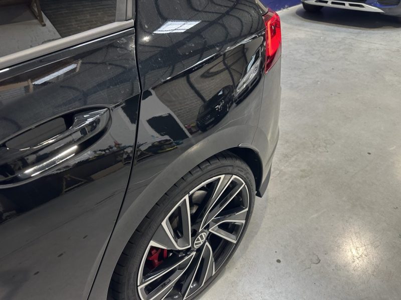 VOLKSWAGEN  GOLF  8 GTI Clubsport 2.0 TSI 300ch - Toit Ouvrant