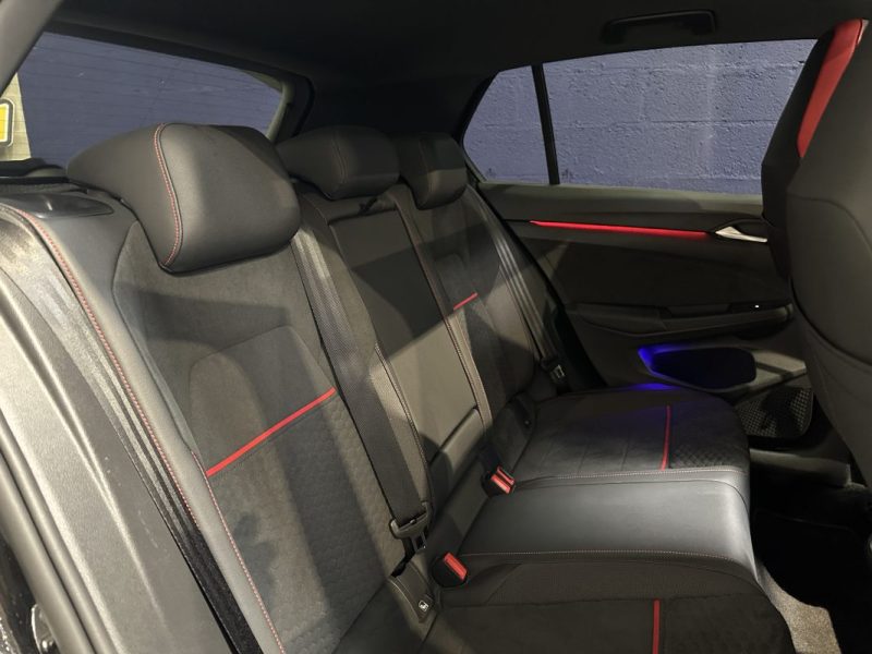 VOLKSWAGEN  GOLF  8 GTI Clubsport 2.0 TSI 300ch - Toit Ouvrant