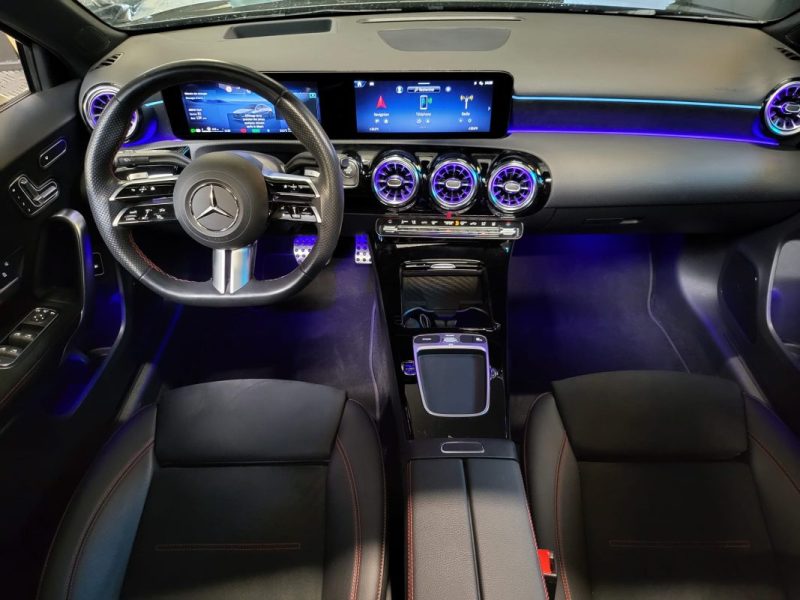 MERCEDES CLASSE A 250 e 218cv AMG LINE / TOIT OUVRANT / BURMESTER / SIEGES ELECTRIQUES A MEMOIRE / A