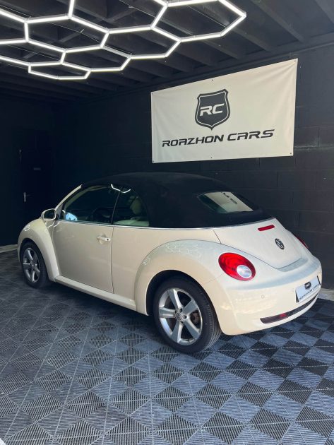 VOLKSWAGEN NEW BEETLE 2006