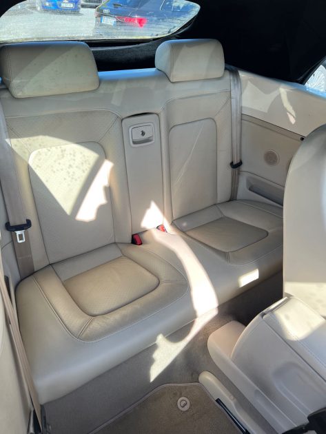 VOLKSWAGEN NEW BEETLE 2006