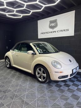 VOLKSWAGEN NEW BEETLE 2006