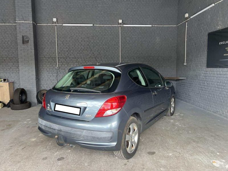 PEUGEOT 207 2006
