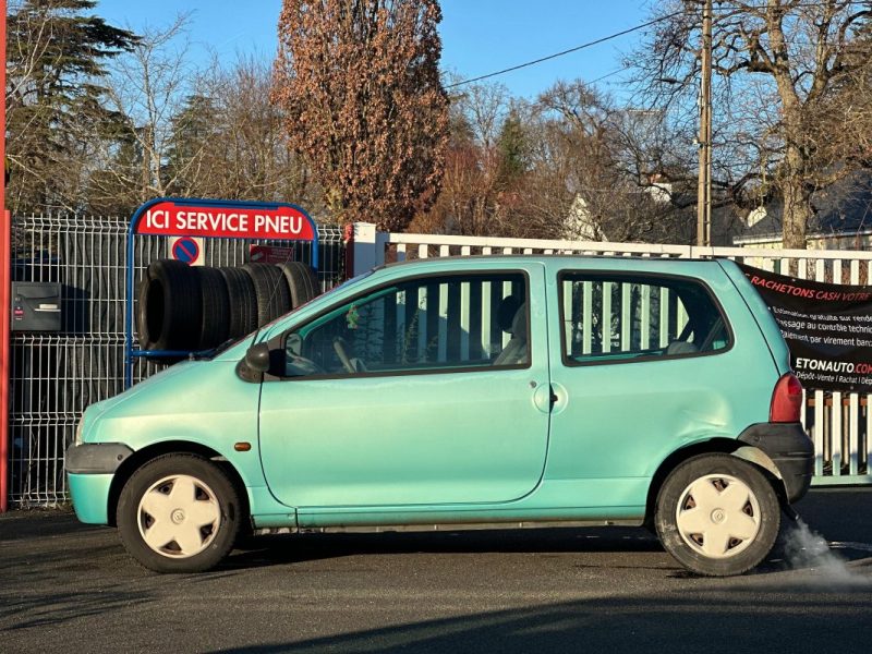 RENAULT TWINGO / ESSENCE / BOITE MANUELLE / 3 PORTES 