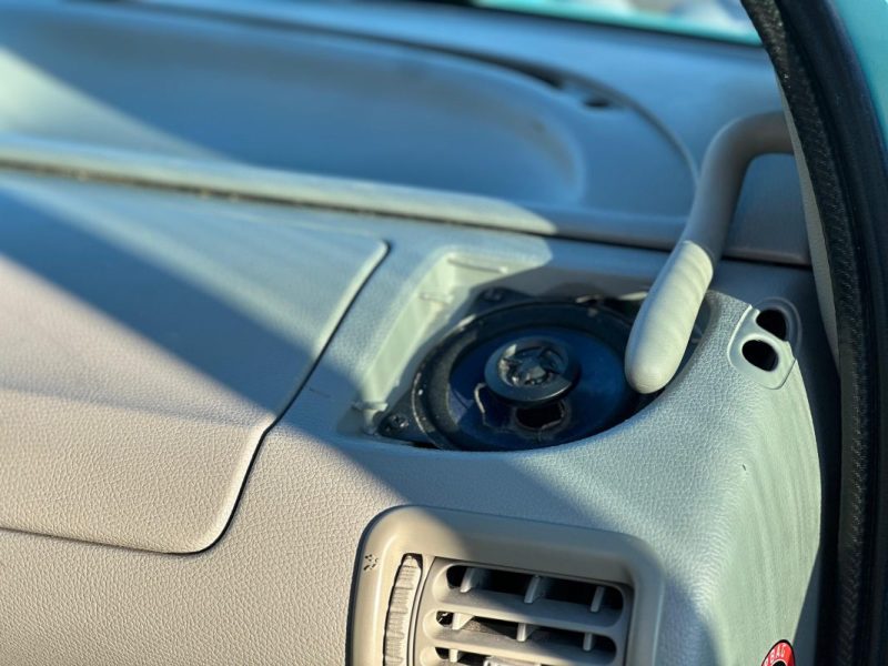 RENAULT TWINGO / ESSENCE / BOITE MANUELLE / 3 PORTES 