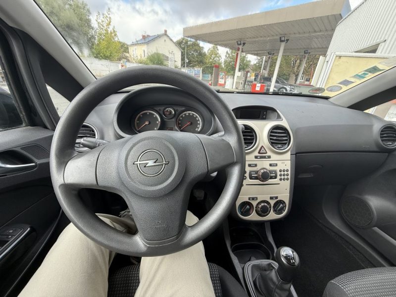 OPEL CORSA 2009
