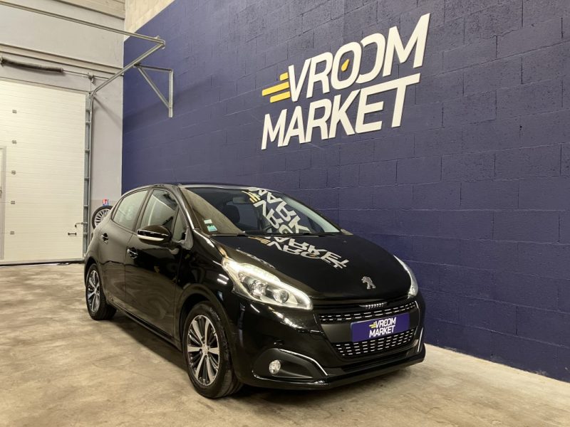 PEUGEOT 208 1.2 82ch Allure 90.000KM I TOIT PANO I CT OK