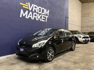 PEUGEOT 208 1.2 82ch Allure 90.000KM I TOIT PANO I CT OK