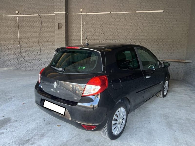 RENAULT CLIO 2011