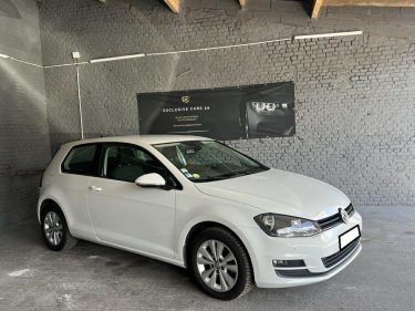 VOLKSWAGEN GOLF 2015