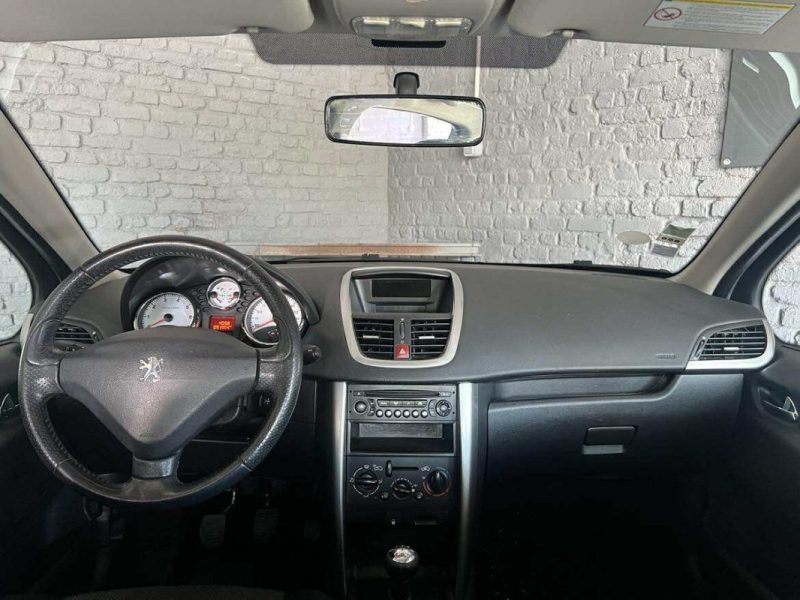 PEUGEOT 207 2008