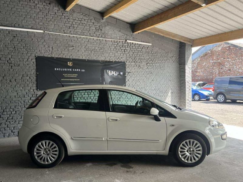 FIAT PUNTO 2011