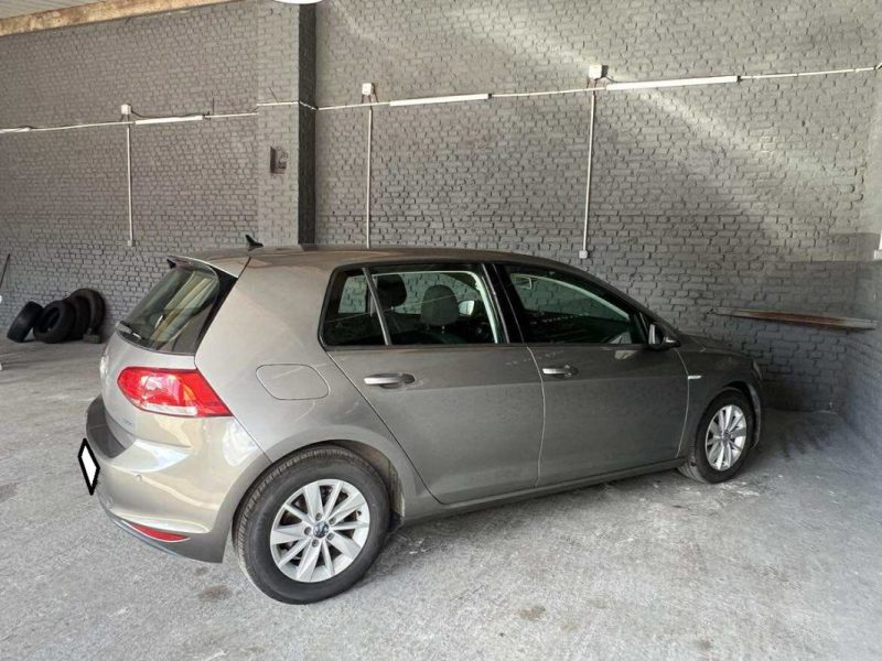 VOLKSWAGEN  GOLF VII 2014