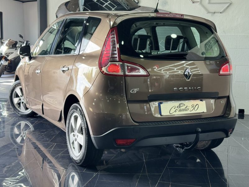 RENAULT MEGANE SCENIC 2010