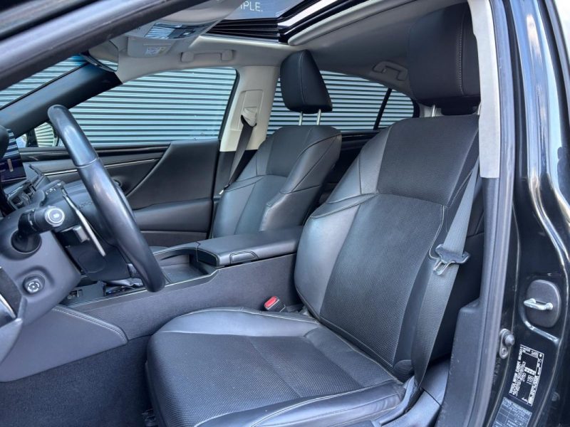 LEXUS ES 300H 2.5 VVT-i 16V 218 Hybrid E-CVT