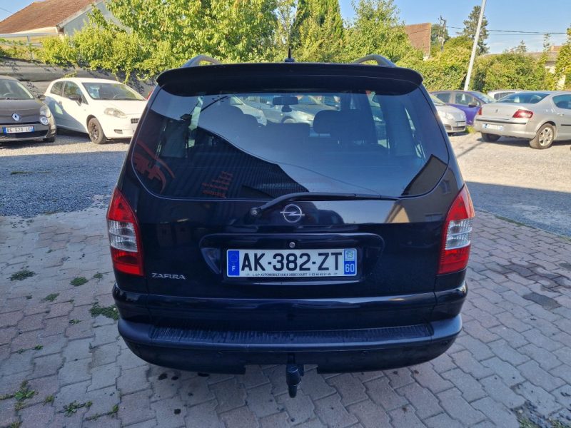 OPEL ZAFIRA 2004