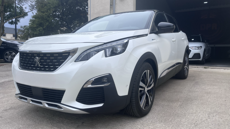 PEUGEOT 3008 2021