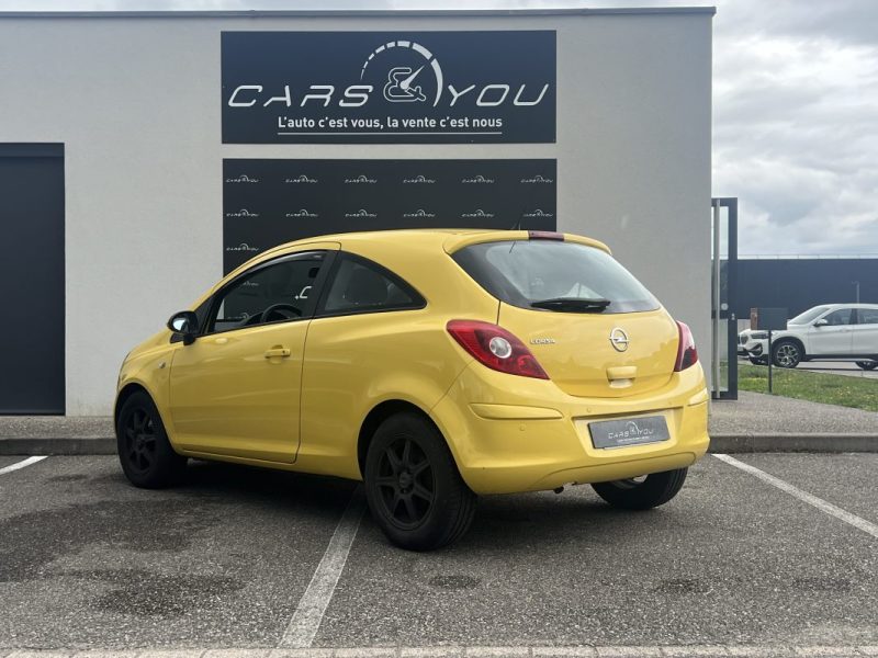 OPEL CORSA 2013