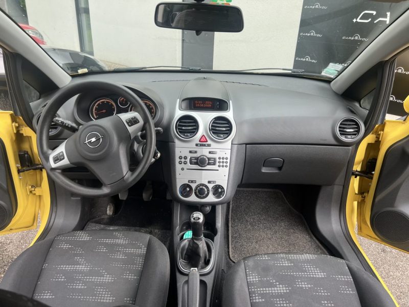 OPEL CORSA 2013