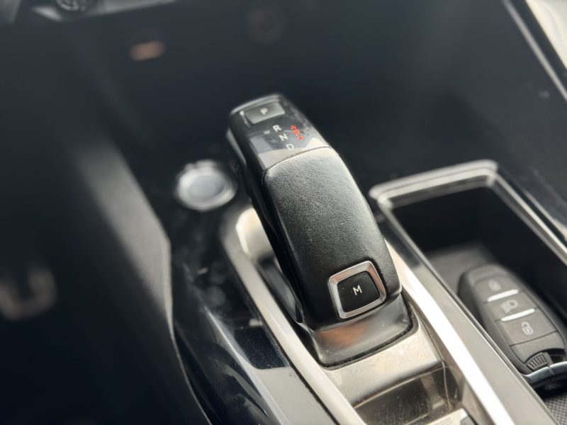 PEUGEOT 5008 1.5 BlueHDi 130ch EAT8 GT Line