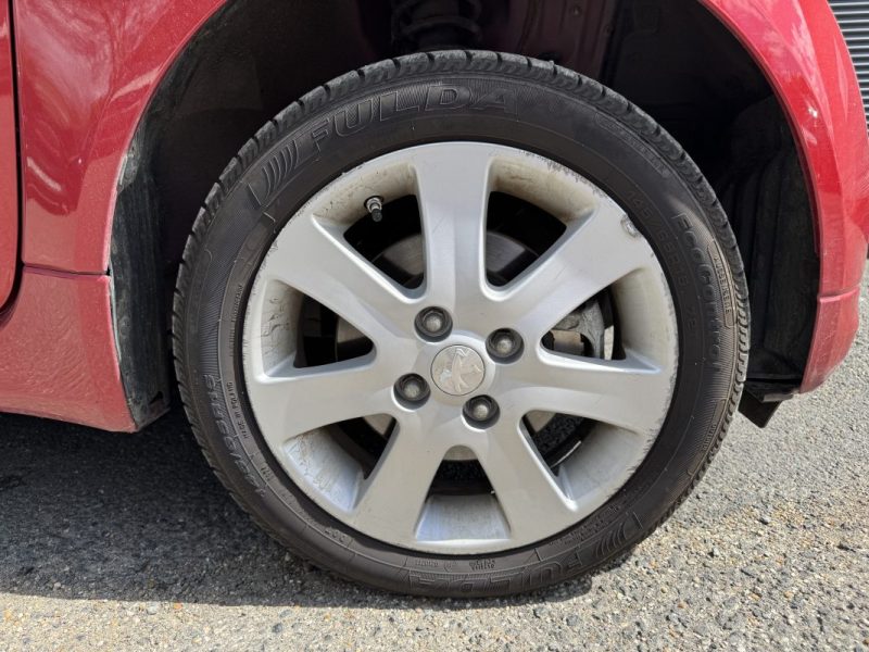 PEUGEOT ION Electrique Active