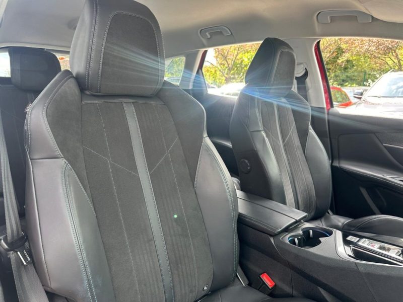 PEUGEOT 3008 1.6 THP 165cv  CROSSWAY - SUIVI D'ENTRETIEN COMPLET