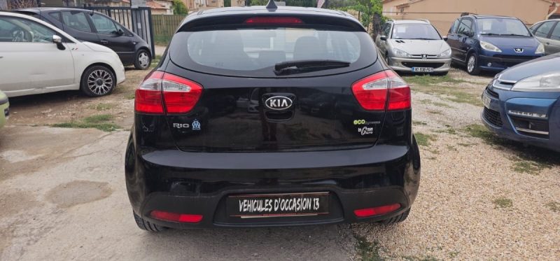 Kia Rio 1.1 CRDi Attract 75CV