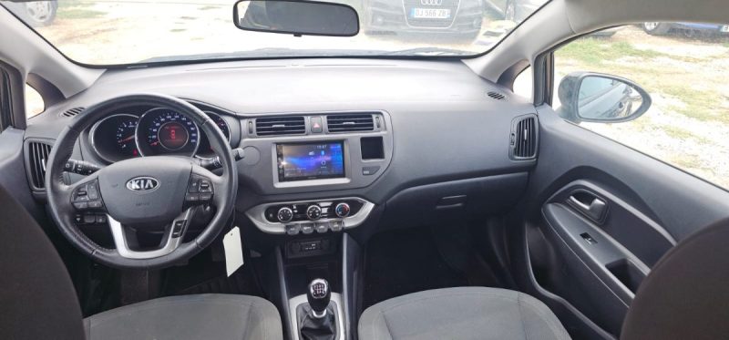 Kia Rio 1.1 CRDi Attract 75CV