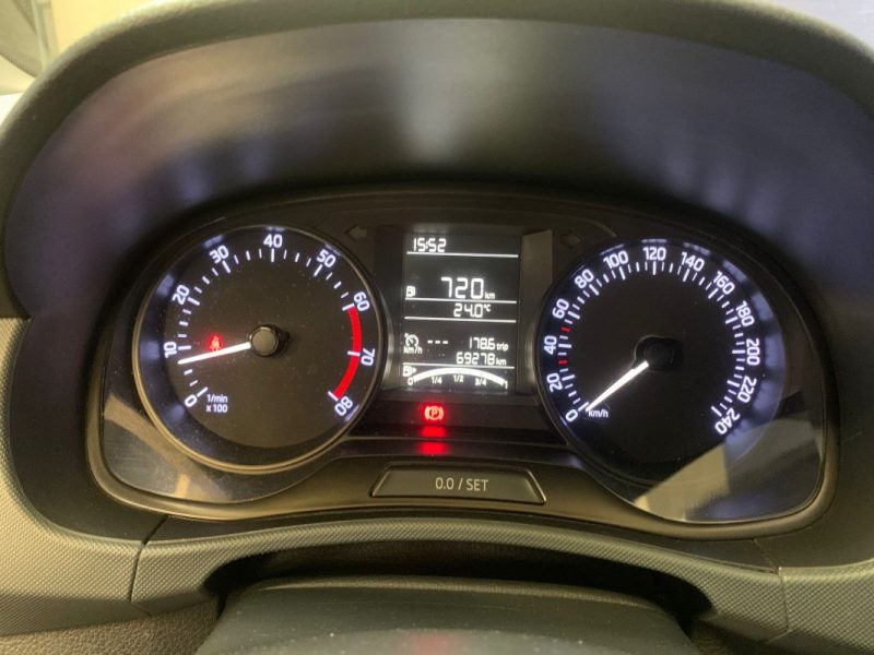 SKODA FABIA 1.0 60ch Active Greentec-Suivie complet-2 ème Main- 69 900km