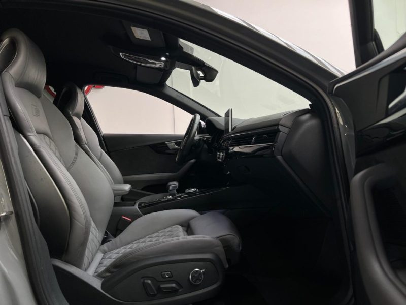 AUDI A4 AVANT 2.0 TFSI 252CH S-LINE QUATTRO S-TRONIC